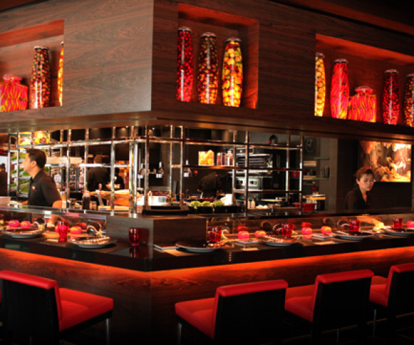 LATELIER-ETOILE-DE-JOEL-ROBUCHON-5